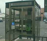 千葉県野田市自動扉式車椅子対応公衆電話